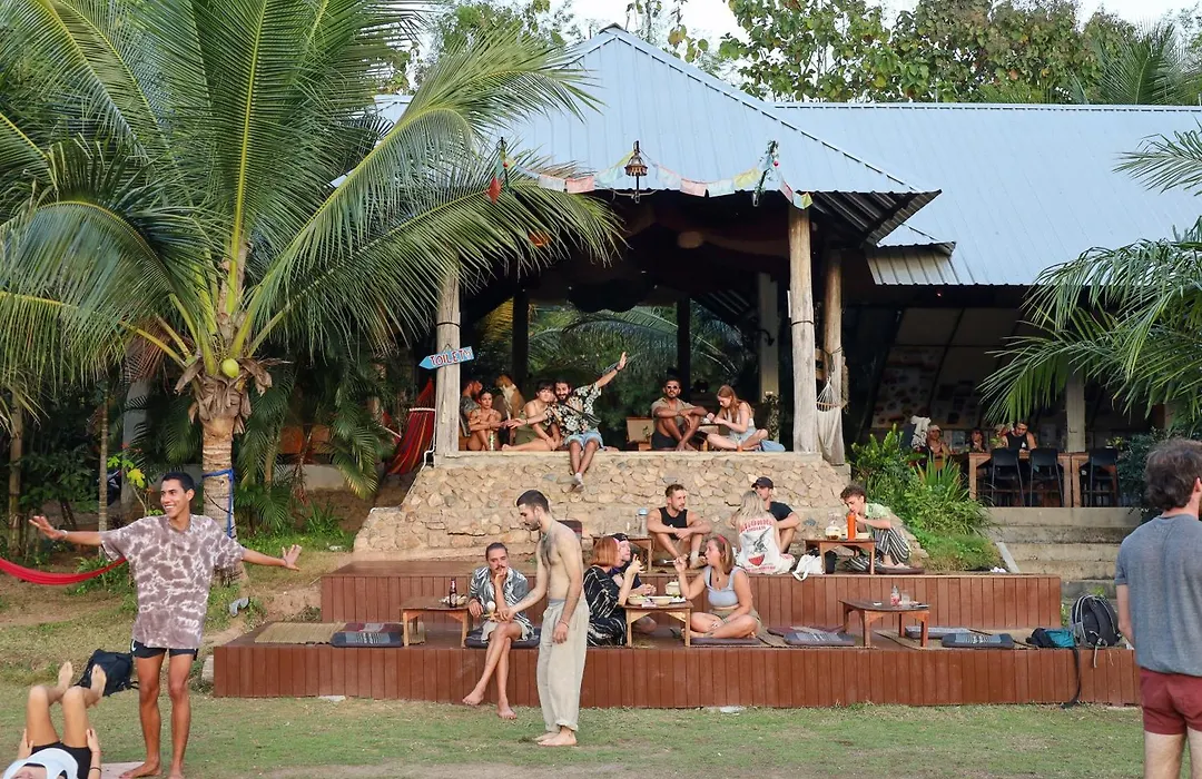 Atlas Valley (Adults Only)-1